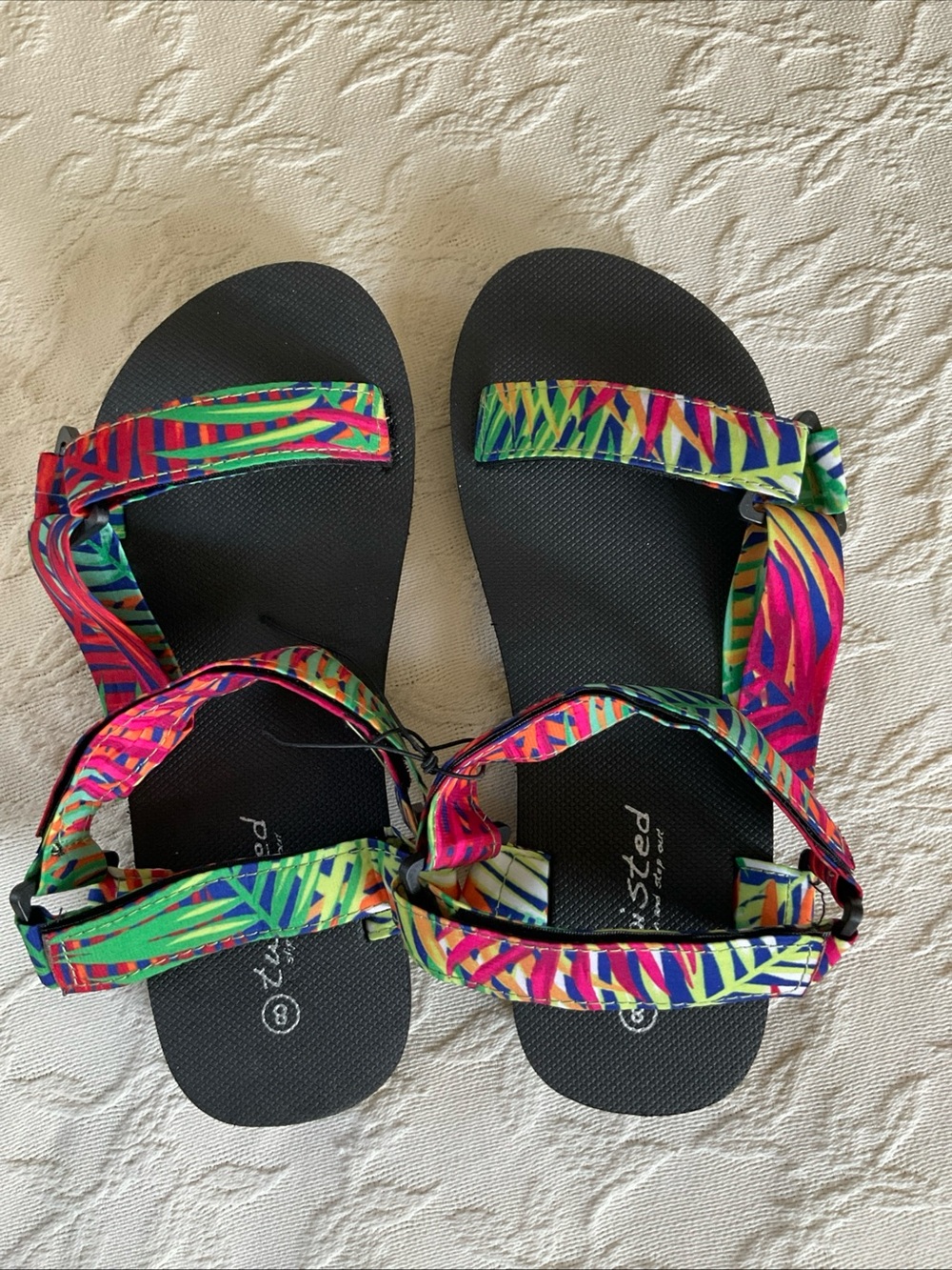 TWISTED Style - “Telly” Colorful Tropical  Strap Summer Sandals Women’s 8 NEW